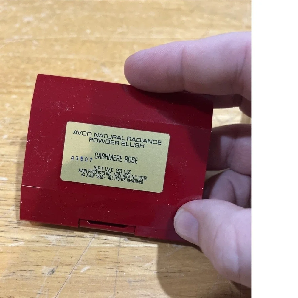 Avon Natural Radiance  Powder Blush .23 Oz Cashmere Rose Vintage 1988 New In Box